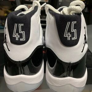 Nike Air Jordan Retro 11 XI Concord DS